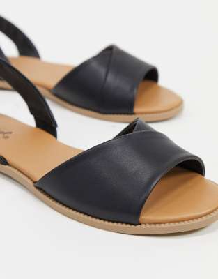 black chaco flip flops