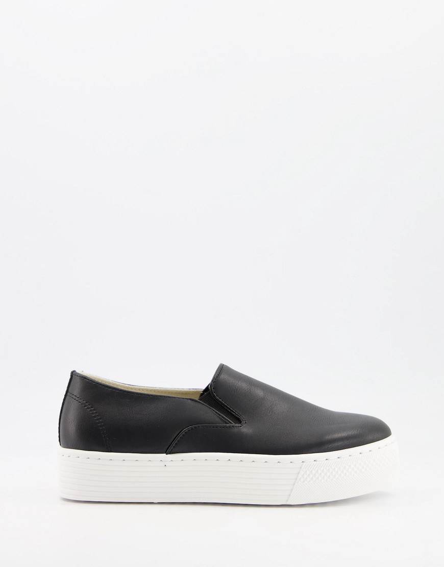QUPID – Svarta slip on-sneakers med flatform-sula