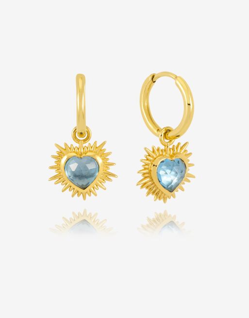 Rachel Jackson - Electric Love - Orecchini a cerchio piccoli placcati oro 22 k con pietre color blu topazio a forma di cuore e confezione regalo