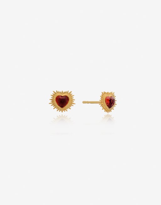 Rachel Jackson - Electric Love - Ørestikkere med hjertedesign med granatsten i 22k guldbelægning med gaveæske