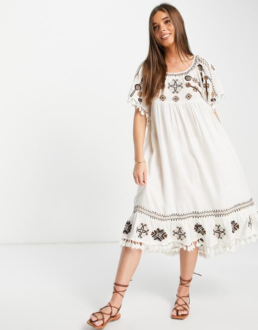 Raga – Fatima – Besticktes Hängerkleid in Cremeweiß
