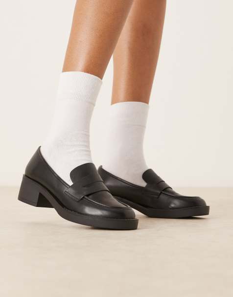 RAID Aarya loafers in black - view 1