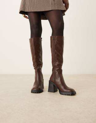 RAID - Adilah - Kniehohe Stiefel in Braun mit Blockabsatz-Brown