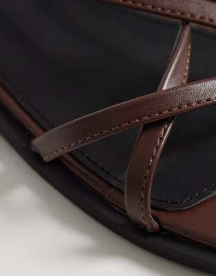 Raid Aluna Flat Sandals In Brown