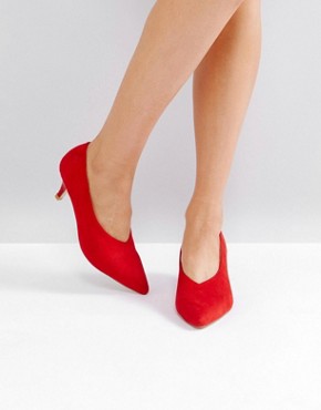 Kitten heel red shoes