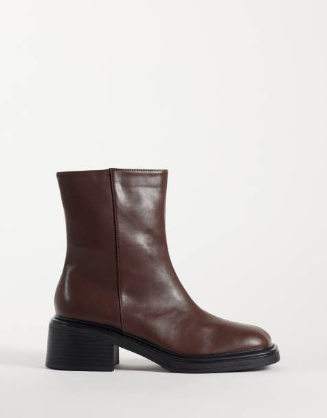 RAID Cecilia chelsea boots in brown - view 1