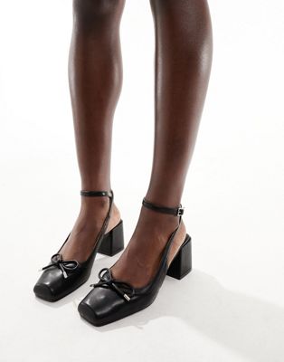 Emilia ballet low block heels shoes in black