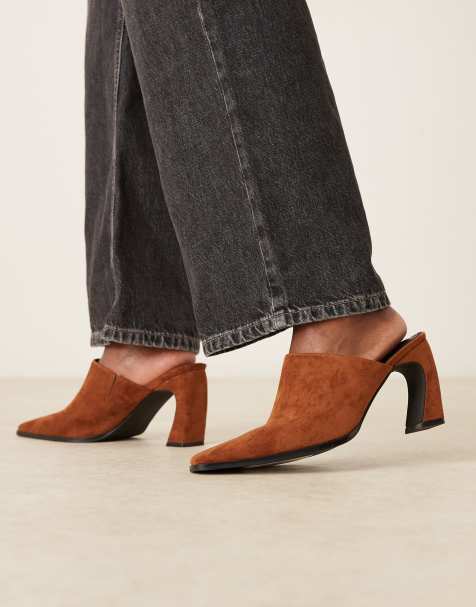 RAID Hania curved heel mules with pointed toe in tan faux suede - TAN - view 1