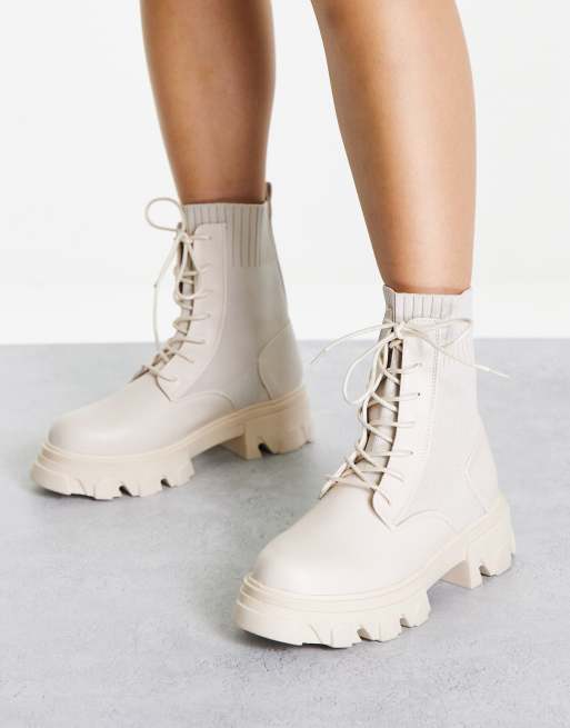 RAID – Heston – Ankle-Boots in Ecru mit Schnürung und dicker Sohle