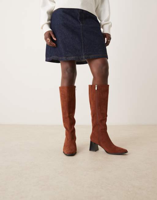 RAID Ishbel block heel boots in brown micro