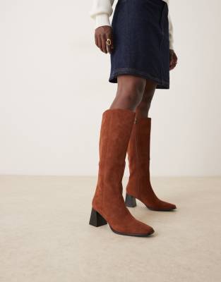 RAID - Ishbel - Stiefel aus Wildlederimitat in Braun mit Blockabsatz-Brown