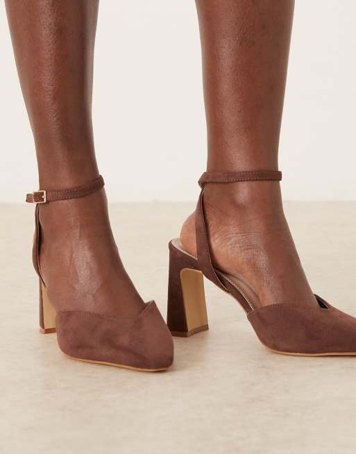 RAID Kristina Wide Fit block heeled shoes in brown suedette, 4 of 4