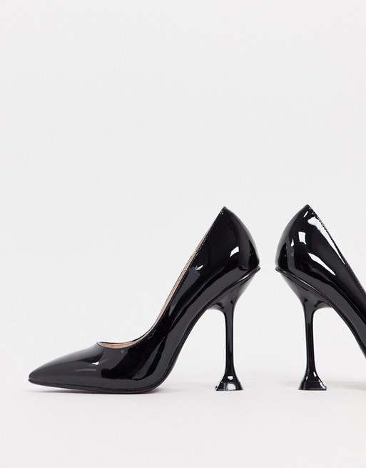 RAID Lianni feature heel court shoe in black patent