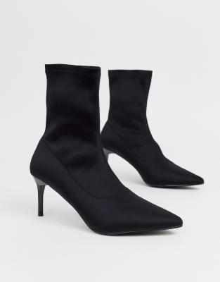 lillian heel boot