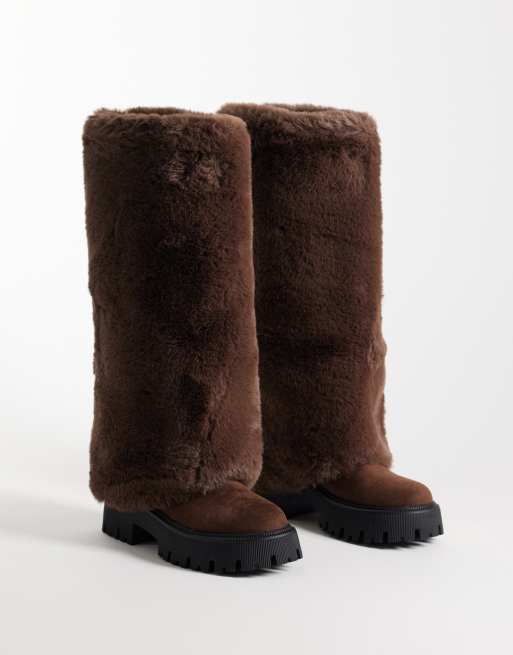 RAID Maevee faux fur chunky knee boots in brown, 2 of 4