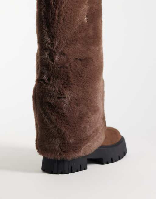 RAID Maevee faux fur chunky knee boots in brown, 4 of 4
