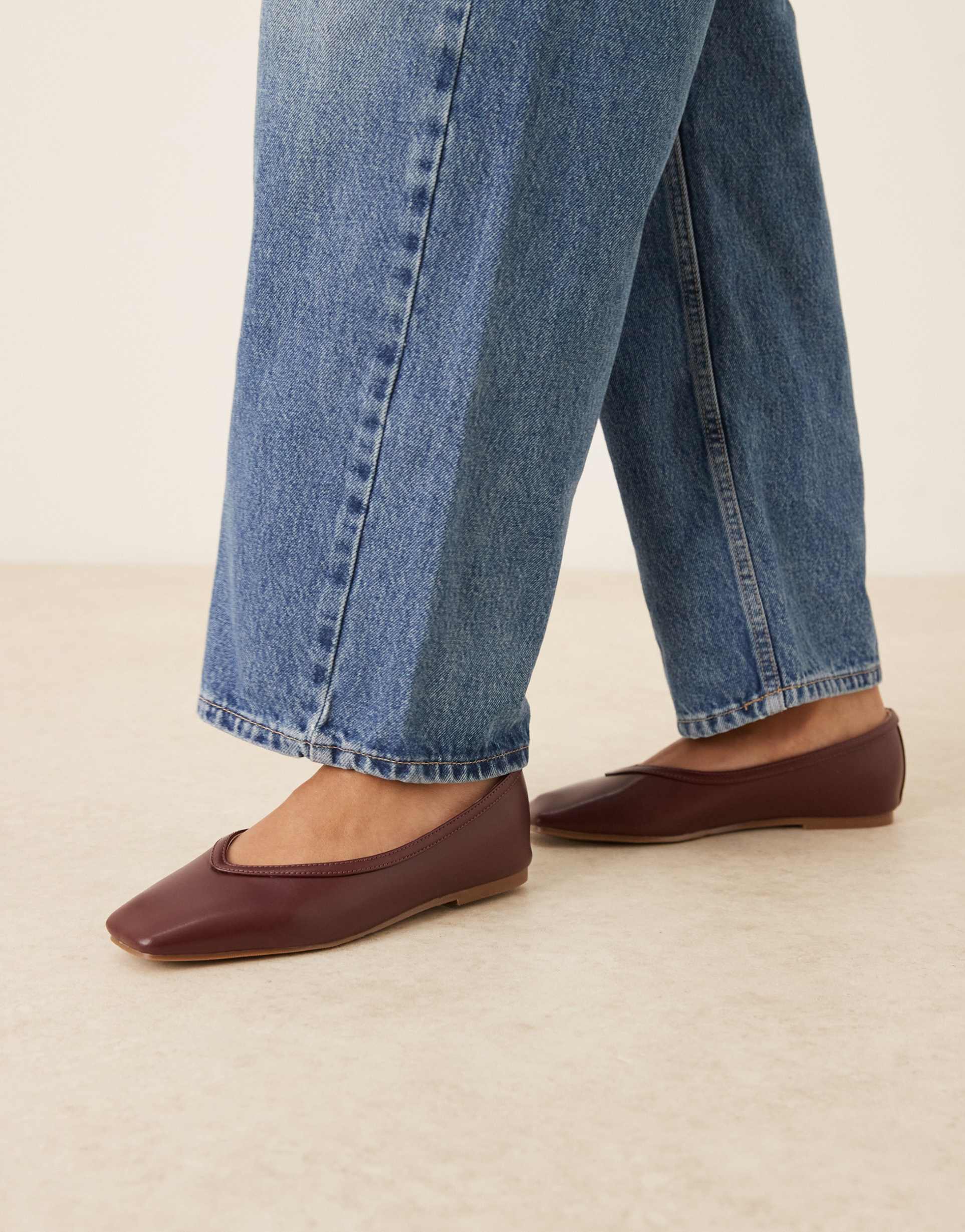 raid maryana ballet flats in burgundy