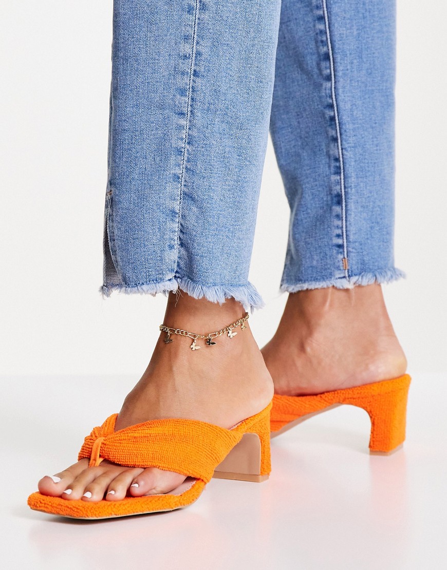 RAID Naryn toe post sandals in orange terry