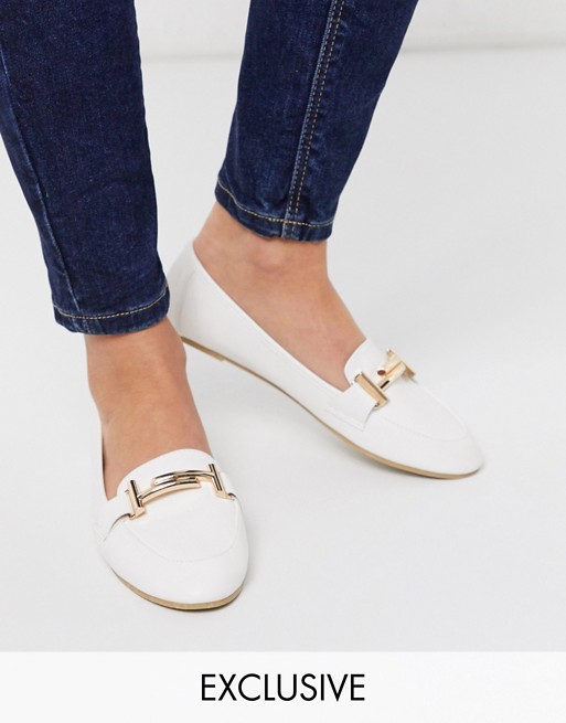 RAID Nidhi loafer with gold snaffle in white