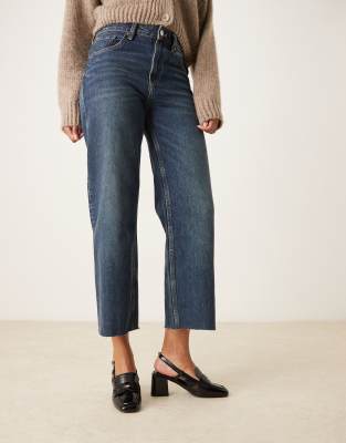 Raid Nisha Block Heel Slingback Shoes In Black