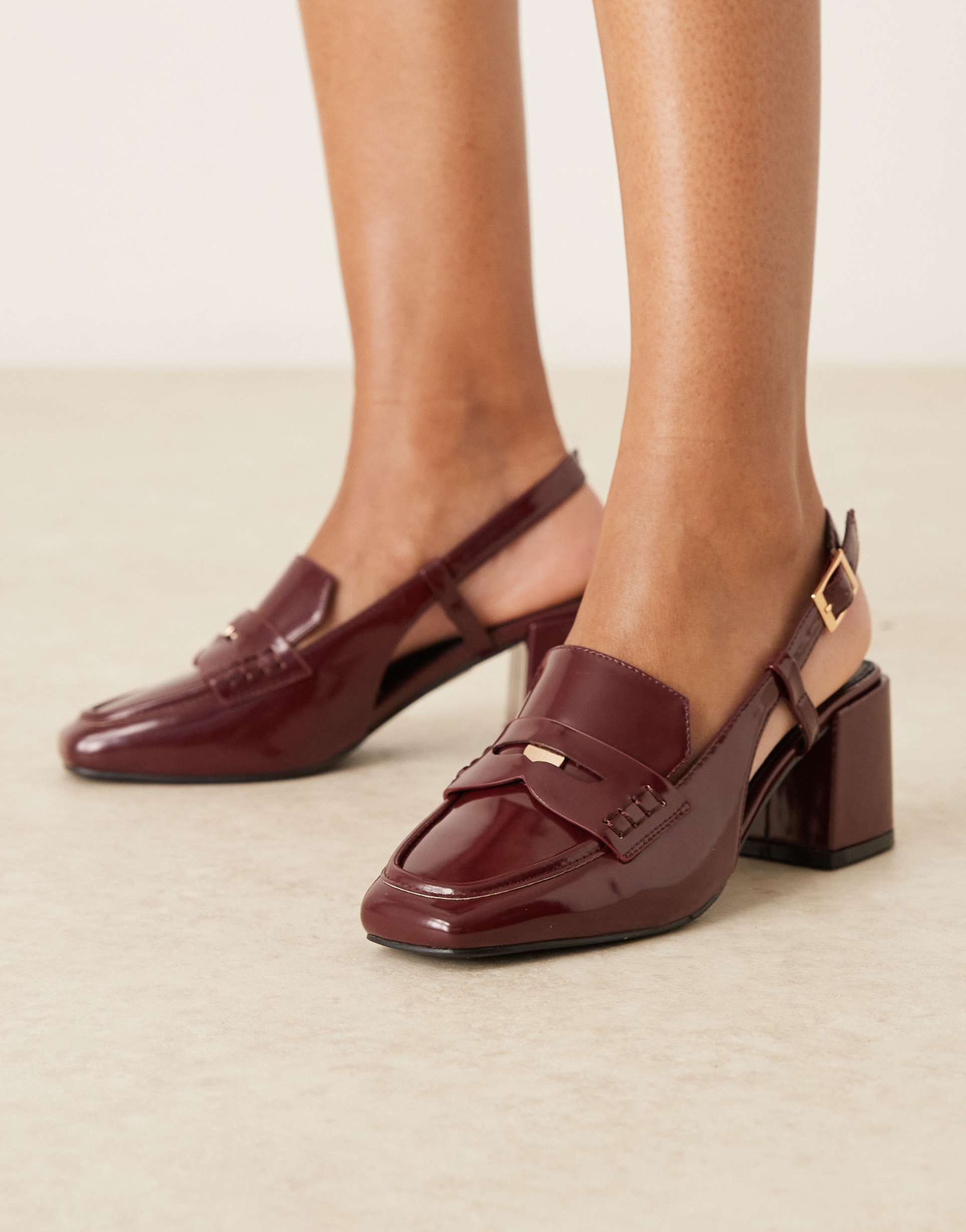 raid nisha block heel slingback shoes in burgundy patent
