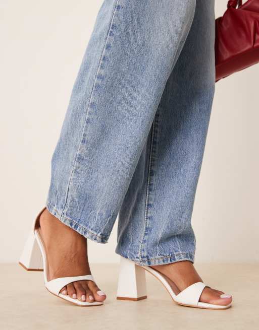 RAID Niya mid block heeled sandals in white, 3 of 4
