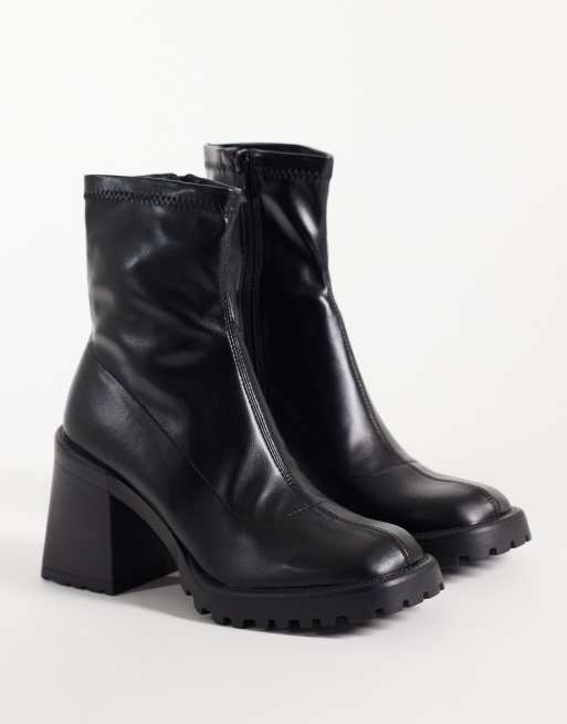 RAID Riona block heeled ankle boots in black, 2 of 4