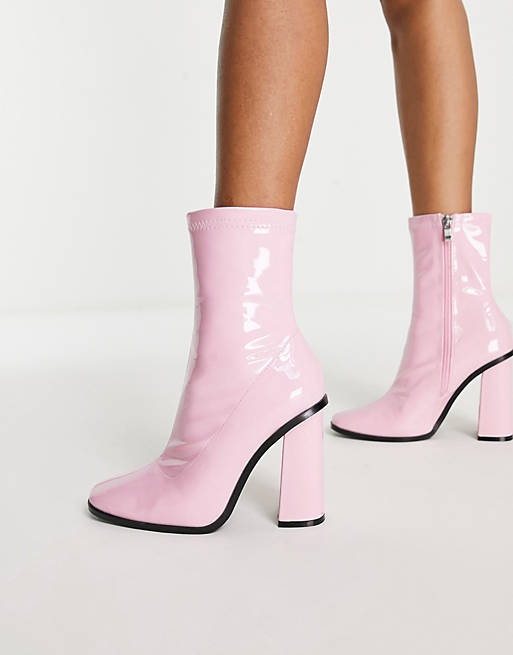  Boots/RAID Saylor block heel sock boot in blush patent 