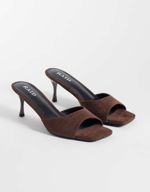 RAID schoenen met brede pasvorm Cerese muiltjes van imitatiesuède met hak in bruin, 2 van 4