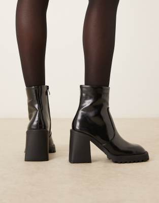 Raid Sugar Block Heel Ankle Boots In Black