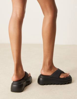 Raid Texas Toe Thong Platform Sandals In Black