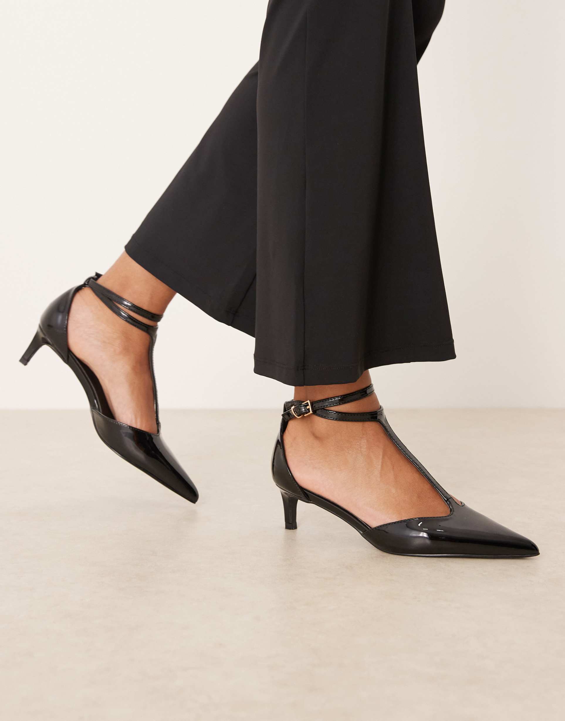 raid tosha kitten heel shoes in black patent