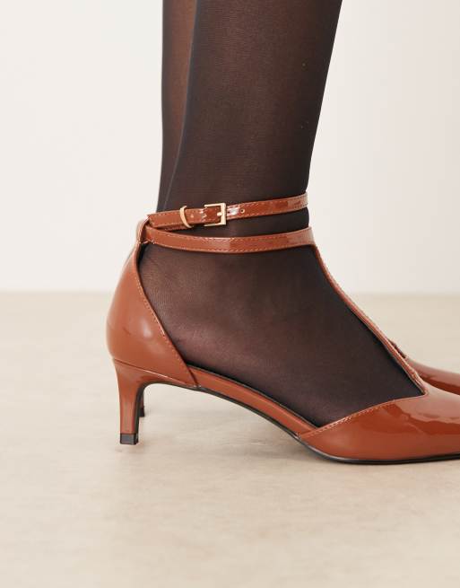 RAID Tosha kitten heel shoes in milk chocolate patent, 2 of 4