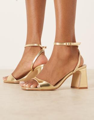 RAID Wide Fit - Cora - Sandaletten in Gold mit Blockabsatz-Goldfarben