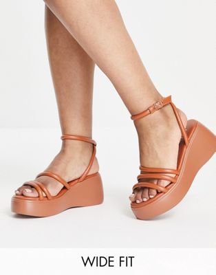 RAID Wide Fit Echo flatform sandals in tan