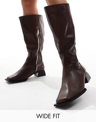 RAID Wide Fit - Elixir - Kniehohe Stiefel in Braun mit eckiger Zehenpartie, weite Passform-Brown