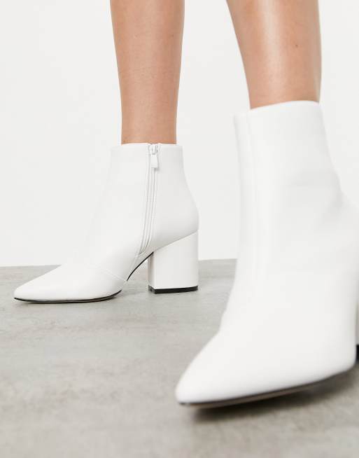 Wide fit store white boots