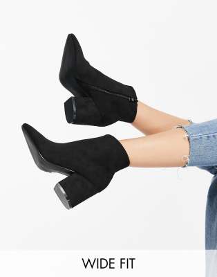 RAID Wide Fit Kola Enkellaarzen in zwart ASOS