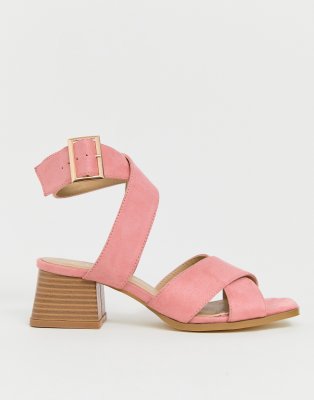 talons wide fit