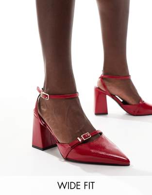 Neim block heeled shoes in cherry red