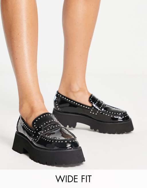 RAID Wide Fit - Niamh - Mocassins vernis à semelle chunky et coutures contrastantes - Noir