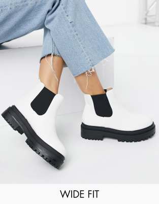 Raid Wide Fit Ronnie Chunky Chelsea Boots In White