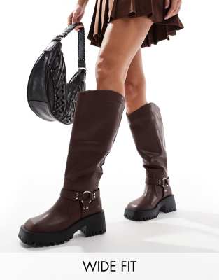 RAID Wide Fit Ultra biker knee boots with square toe in brown φωτογραφία