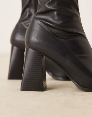 Raid Wide Fit Whisper Block Heel Ankle Boots With Pointed Toe In Black