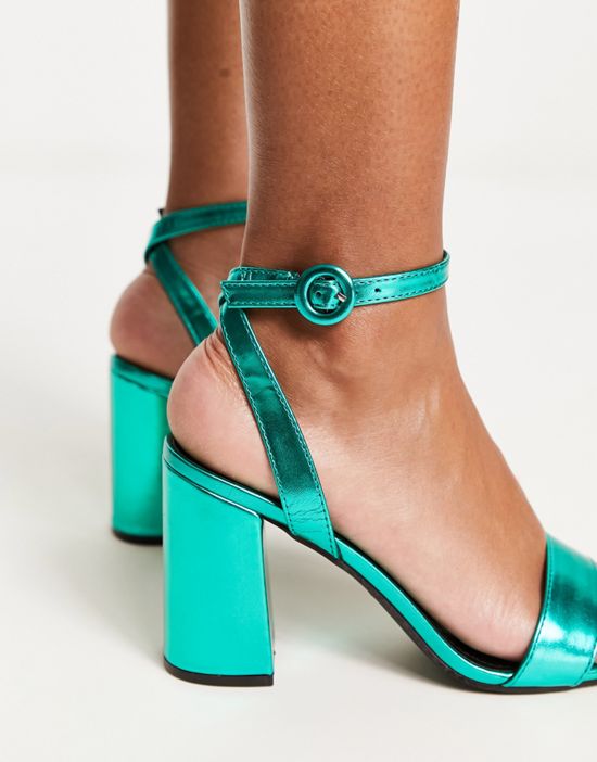 https://images.asos-media.com/products/raid-wink-block-heel-sandals-in-teal-metallic/203150765-4?$n_550w$&wid=550&fit=constrain