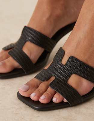 Raid Zelda Kitten Heel Mule Sandals In Black