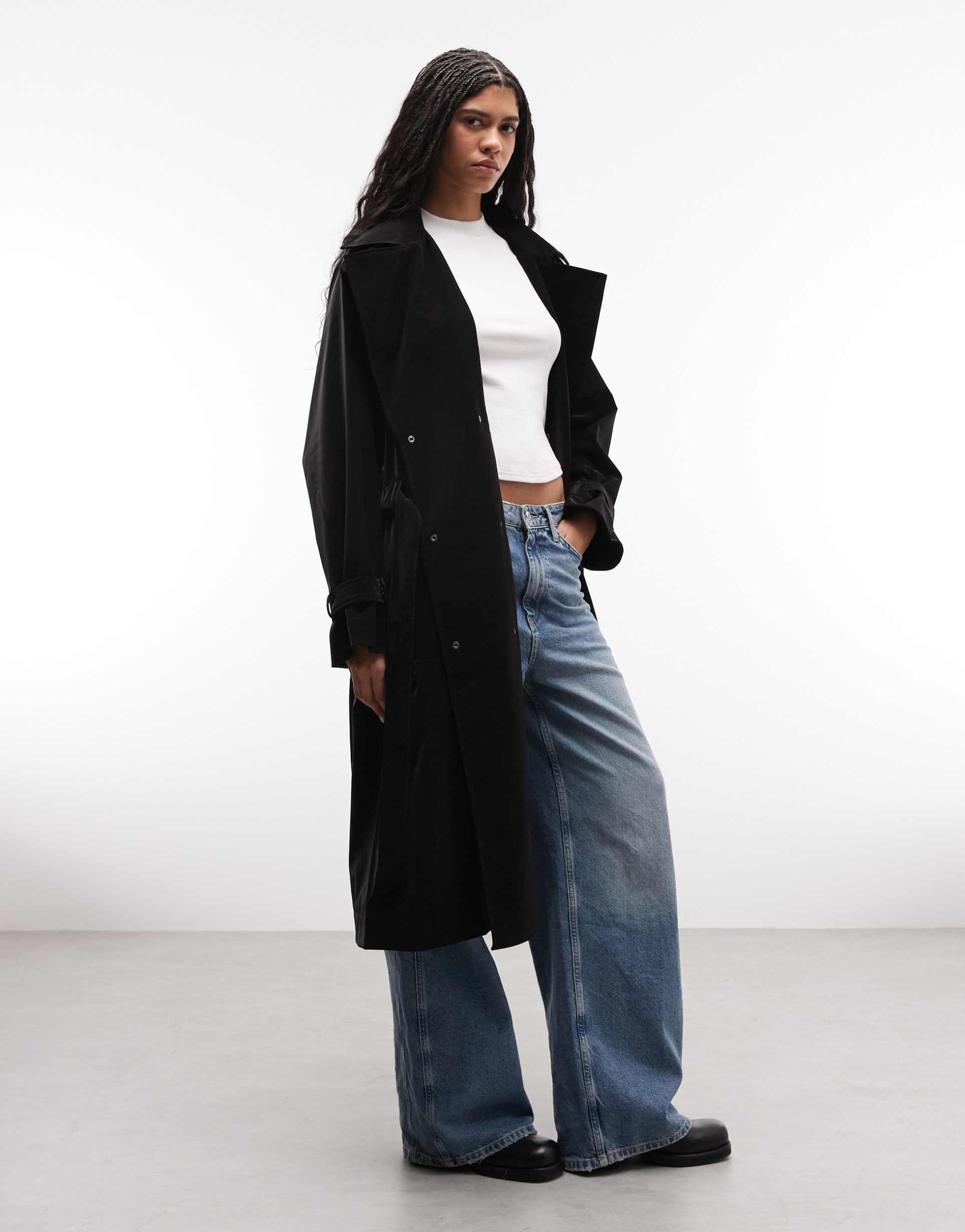 rains 12620 waterproof belted double breasted trench coat in black crocodile