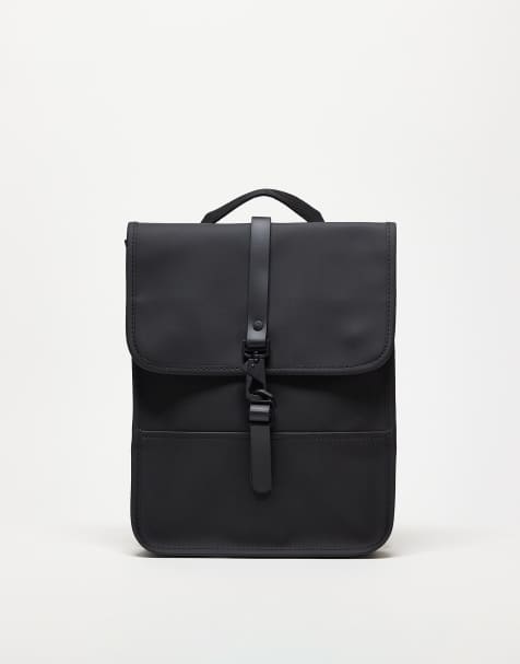 Rains – 13010 – Wasserdichter Mini-Rucksack in Schwarz - view 1