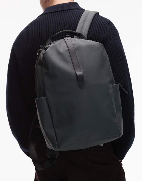 Rains - 14890 - Zaino waterproof grigio scuro con clip frontale - view 1