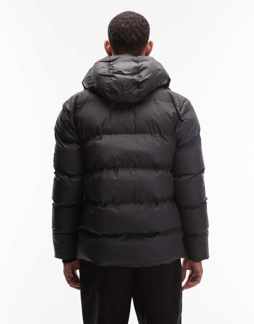 Rains 15120 Alta waterproof short puffer jacket in green blur print, 3 of 5